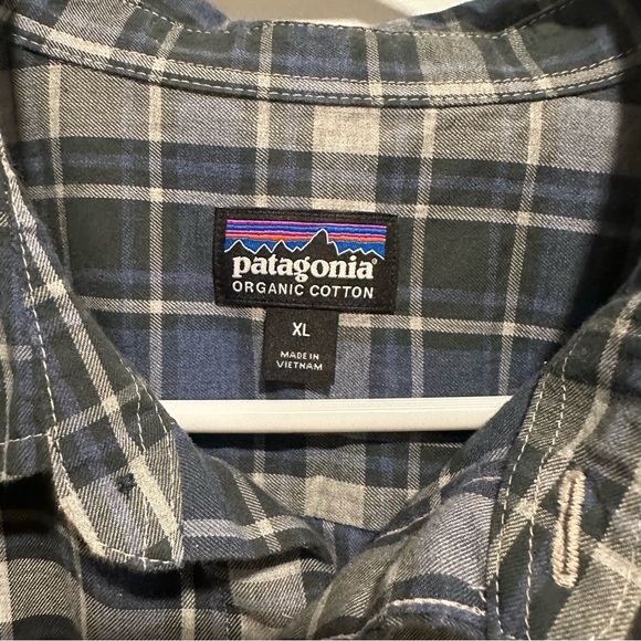 Patagonia Organic Cotton Plaid Button Down - XLarge - Picture 3 of 3